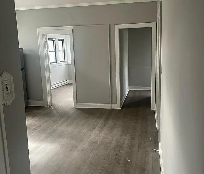 31 Main St #3 — Photo 1