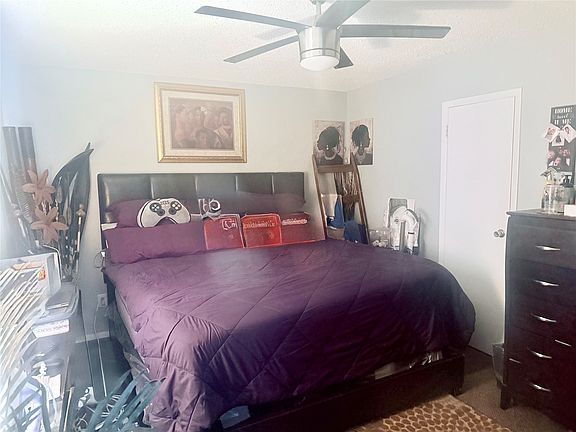 5th image of 208 Austin Ave