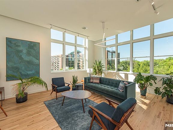 2nd image of 280 Main St APT 406