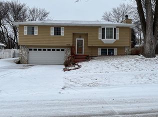 13520 Schirra St, Omaha, NE 68138