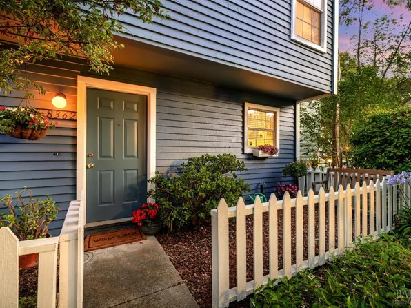 8362 Windmill Farms Drive, Cotati, CA 94931