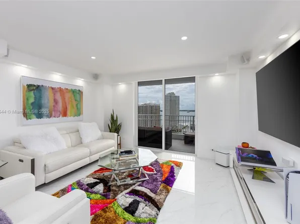 701 Brickell Key Blvd APT 2011, Miami, FL 33131