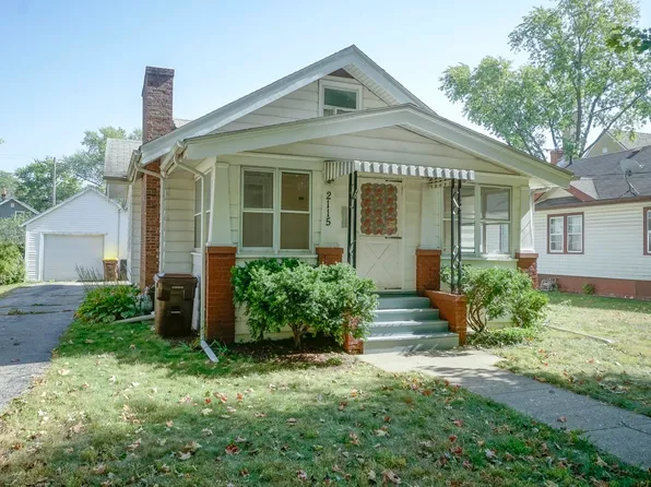 2115 Fremont St, Rockford, IL 61103