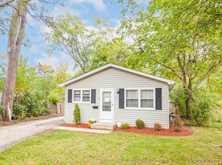 517 Fairlawn Dr, Round Lake Park, IL