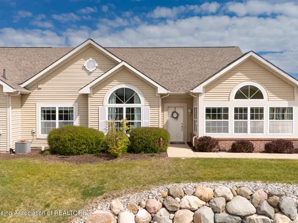 3406 Hamlet Cir, East Lansing, MI 48823