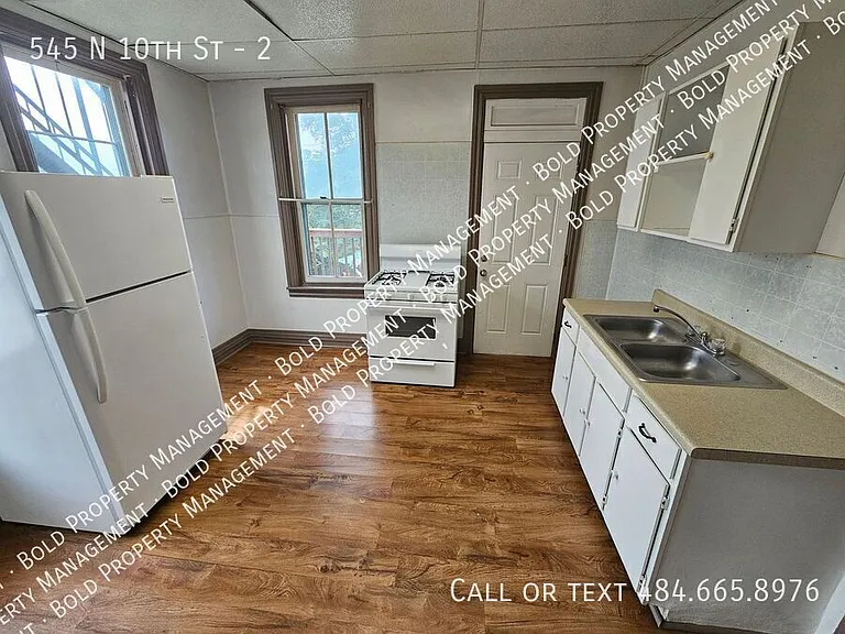 545 N 10th St #2 — Photo 9