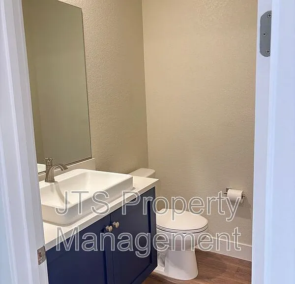12086 Mircado Way — Photo 8