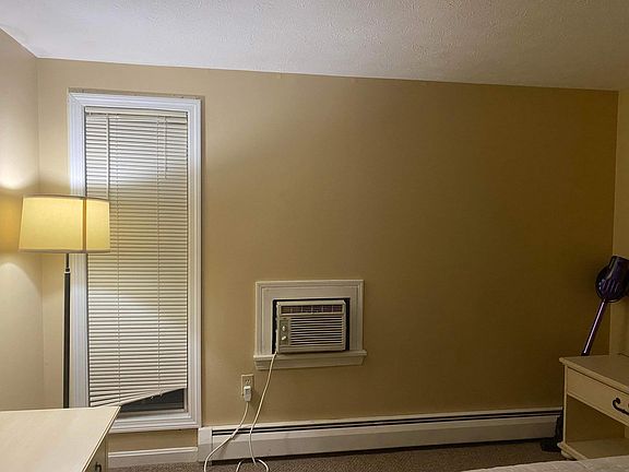 3rd image of 14 Foote St #1