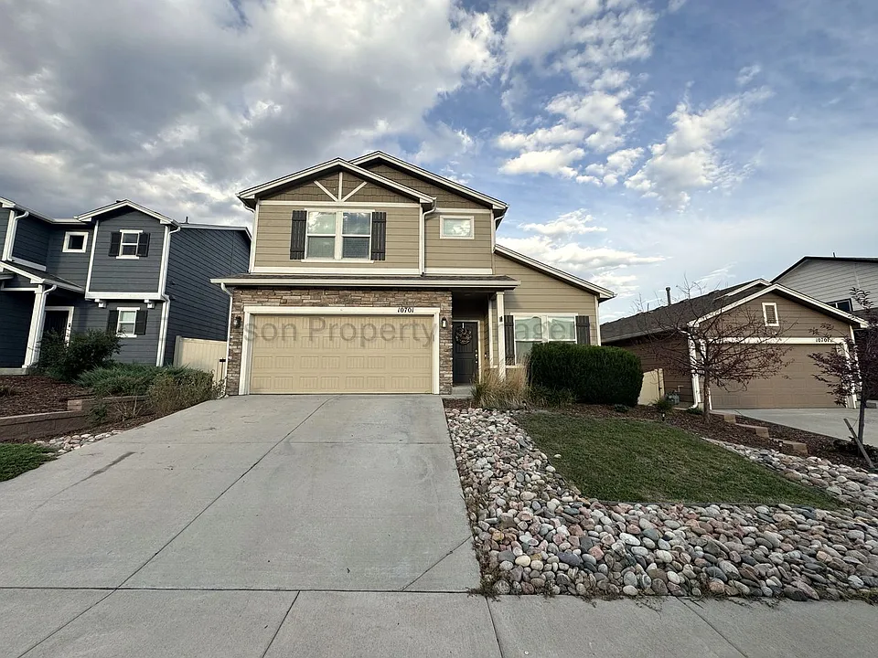 10701 Traders Pkwy