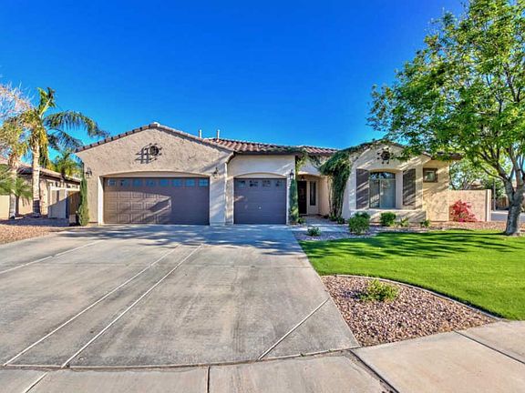 2nd image of 5659 S Four Peaks Pl