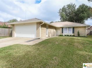 104 Newhaven St, Victoria, TX 77904