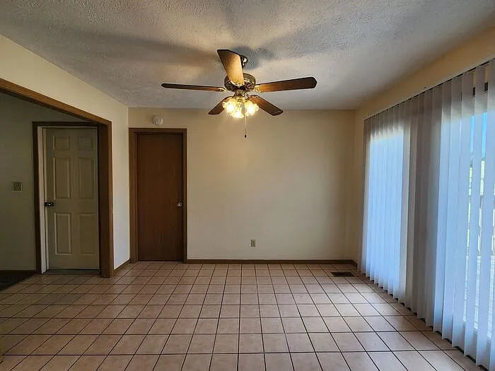 1646 Country Walk Ct #1646 — Photo 11