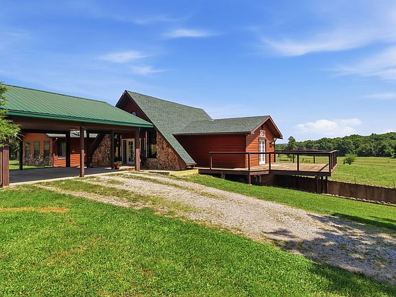 2nd image of 2575 County Road 4990
