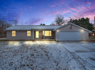 5540 Tice Rd, Fort Gratiot, MI 48059