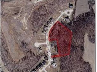 122 Wyndgate Valley Dr, Lake Saint Louis, MO 63367