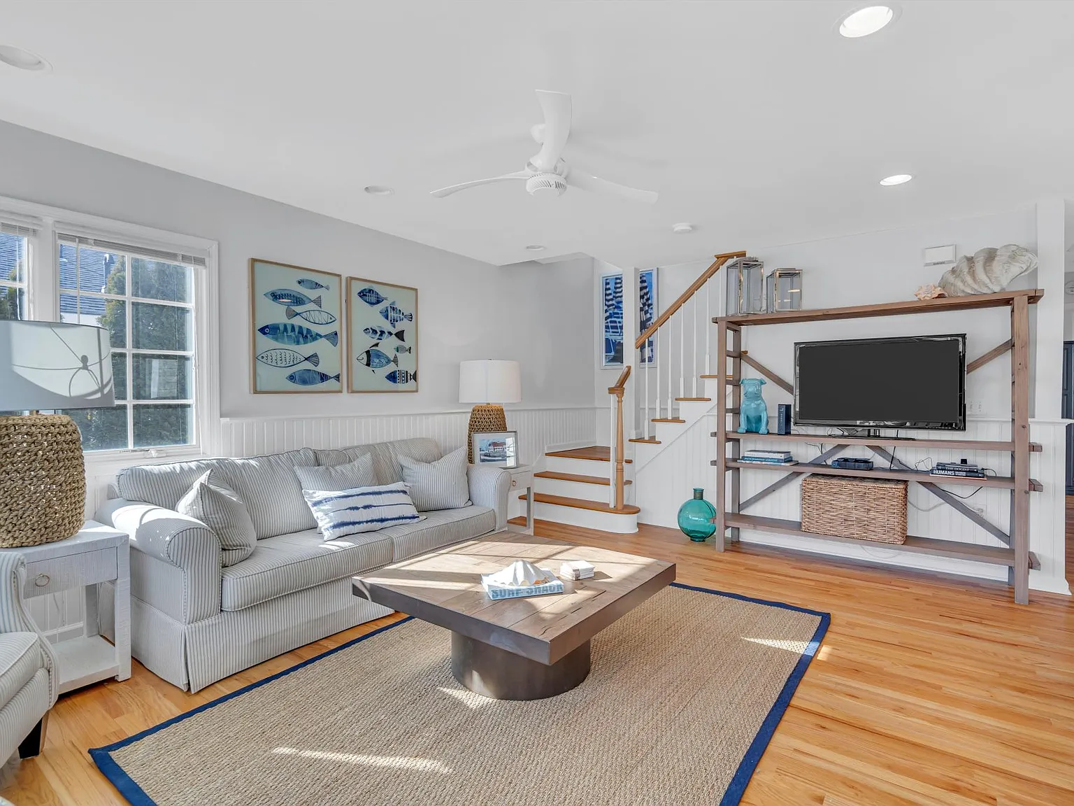 4 bed, 1773 sqft, $3,200 — Photo 2