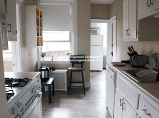 18 Alton Pl APT 4, Brookline, MA 02446
