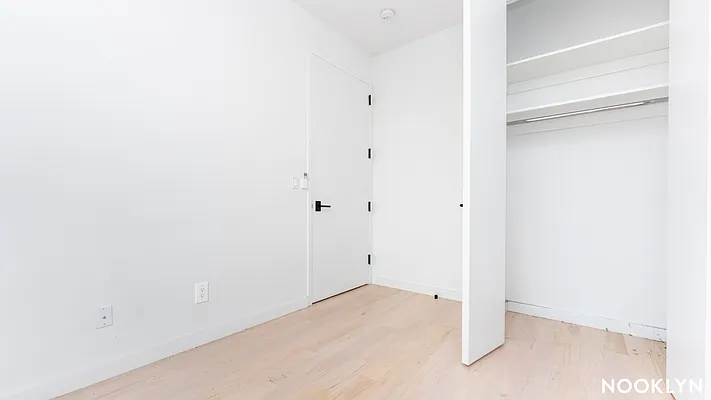 Rented by Ladore Management | media 10