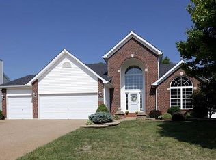 1831 Hackmann Hollow Dr, Wentzville, MO 63385