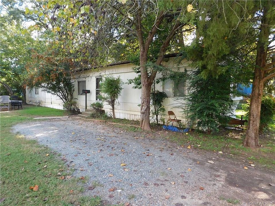 2nd image of 624 Edgar St