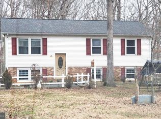 980 Holly Corner Rd, Fredericksburg, VA 22406