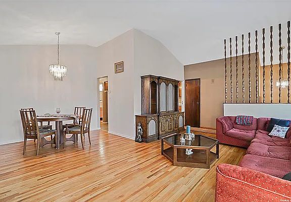 4th image of 15816 80th St