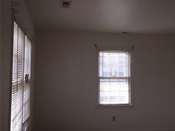 4th image of 85 Saint Croix Dr