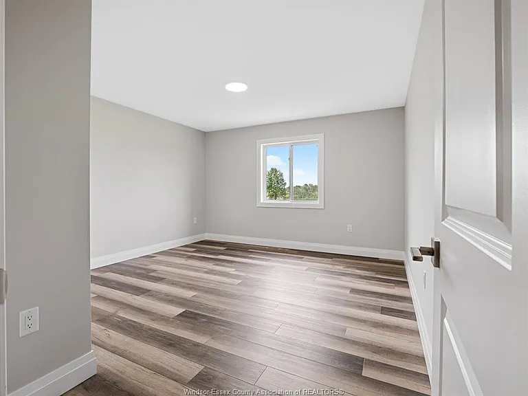 113 Eagle St — Photo 20