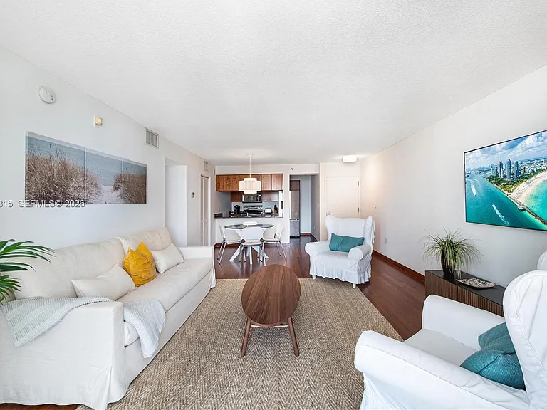 1200 Brickell Bay Dr #2824 — Photo 6