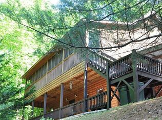 80 Canyon Hills Dr, Trenton, GA 30752