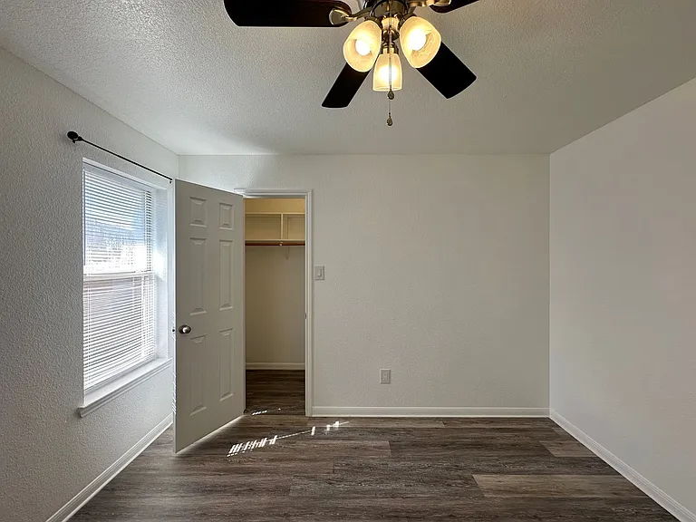 2703 Edgefield St — Photo 23