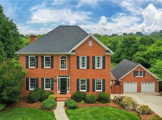 8056 Glengarriff Rd, Clemmons, NC 27012