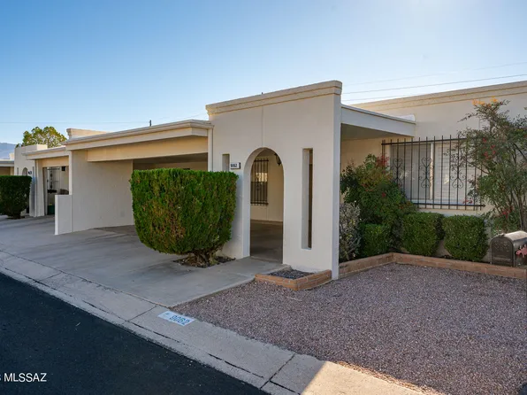 9062 E Palms Park Dr, Tucson, AZ 85715