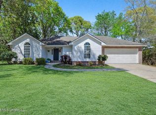 8826 Kipapa Way, Diamondhead, MS 39525