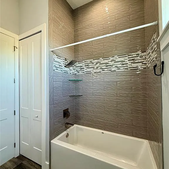 304 N 7th St — Photo 20