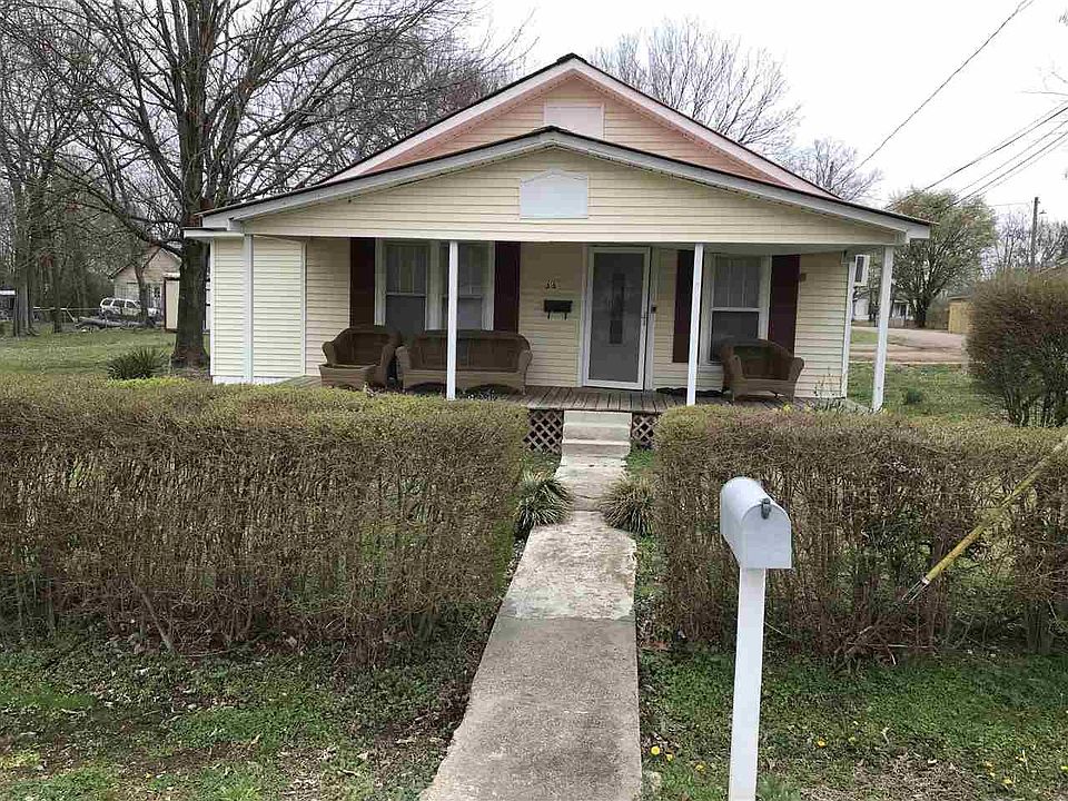 1st image of 55 Deberry St