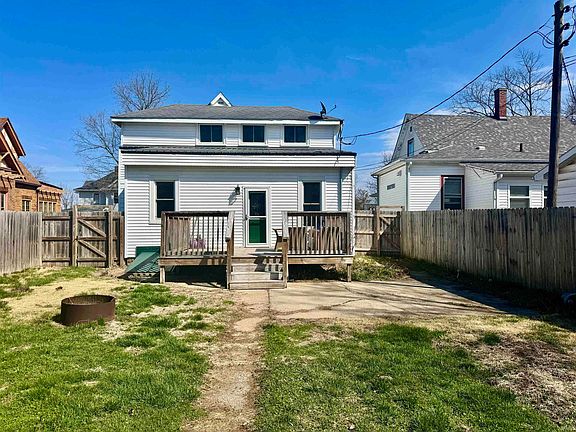 3rd image of 1010 Jefferson St