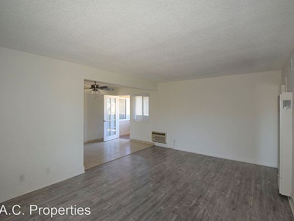 4th image of 14025 Moorpark St APT 18