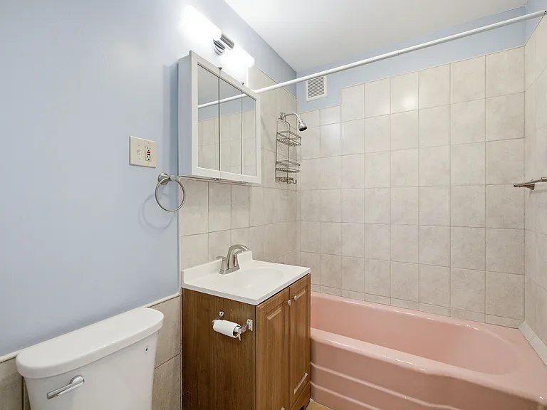 76-78 Harold St #1 — Photo 8