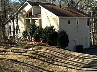 6628 Windwood Ct, Douglasville, GA 30135