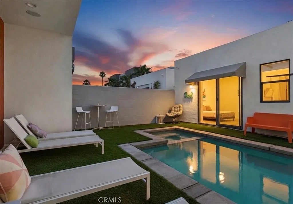 3 bed, 3.5 bath, 1853 sqft, $4,000 — Photo 1