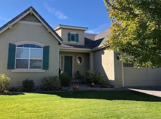3329 Dog Leg Dr, Minden, NV 89423