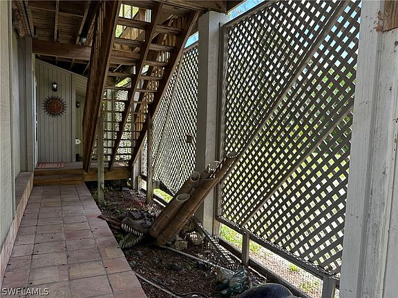 3rd image of 20781 Charing Cross Cir