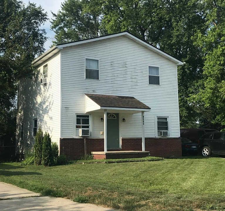 2nd image of 1010 Maplewood Ave