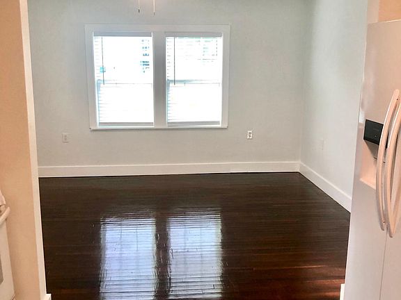 3rd image of 2312 54th St APT 2