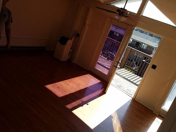 2nd image of 1642 Hillwood Dr APT A4