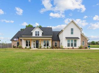 21127 Memory Ln, Bullard, TX 75757