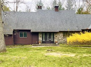 469 Laurel Pine Rd, Cresco, PA 18326