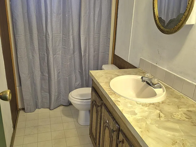121 Cris Dr — Photo 10