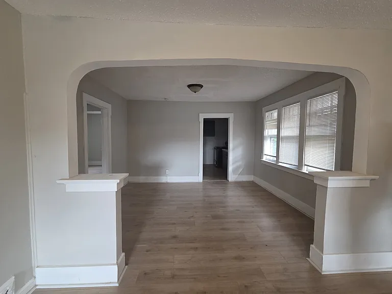 34 Blakemore Pl — Photo 2